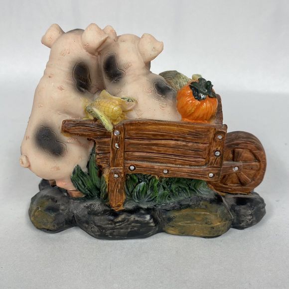 Pigs in a Wheelbarrow Figurine Resin Vegetables Veggies Garden Farmhouse Animals - Picture 4 of 10